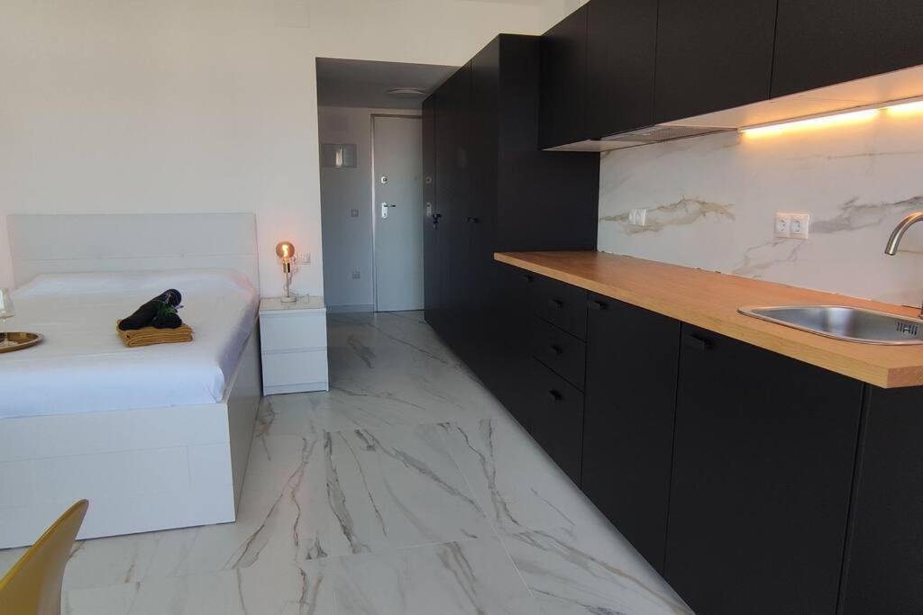 Chill Out Studio Jacuzzi & Sea Views Alicante Exteriér fotografie